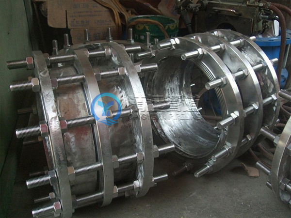 不鏽鋼（gāng）雙法蘭傳力接頭