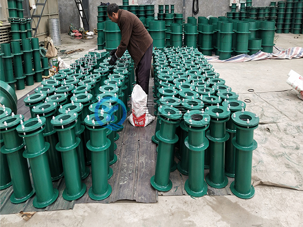 穿樓板防水套管