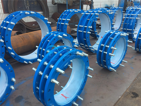 传力（lì）伸缩接头